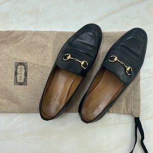 Gucci black loafers. Lightly worn! Women’s sz 37.5 // 7.5US